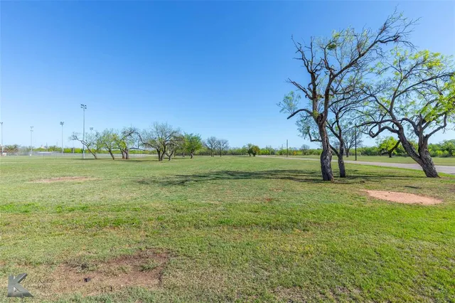 $9,999 | 834 East S 7th Street, Abilene, TX 79602