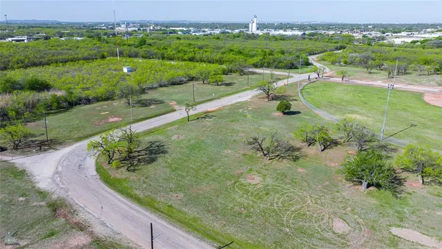 $9,999 | 834 East S 7th Street, Abilene, TX 79602