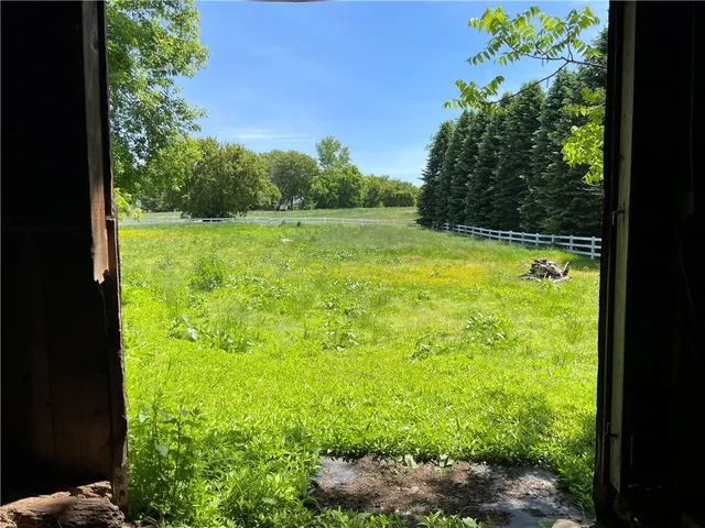 $890 | 42 Bull Saw Mill Road, Mendon, NY 14472