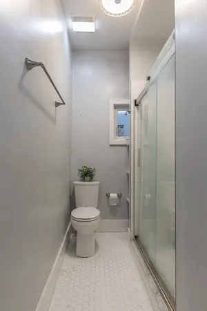 $3,400 | 69 I Street, Unit 1, Boston, MA 02127