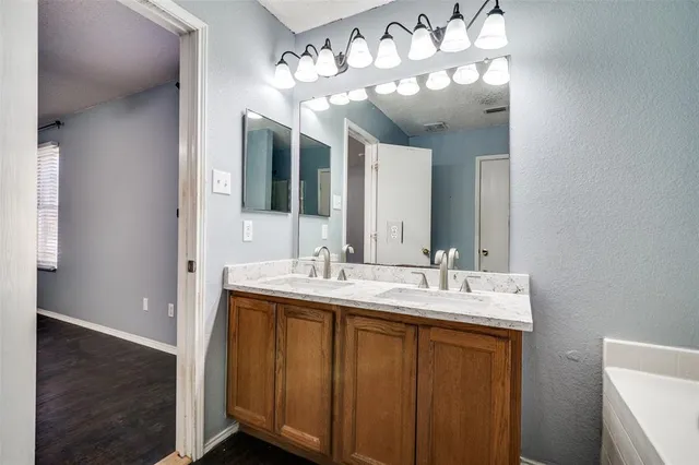 $2,150 | 1519 Greenbrook Drive, Rockwall, TX 75032