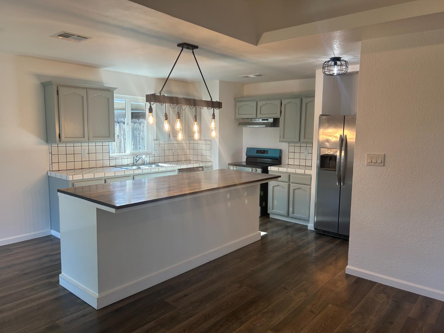 1595 West Henley Creek Road Reedley, CA 93654 - Photo 3 of 15 Gallery Image 3