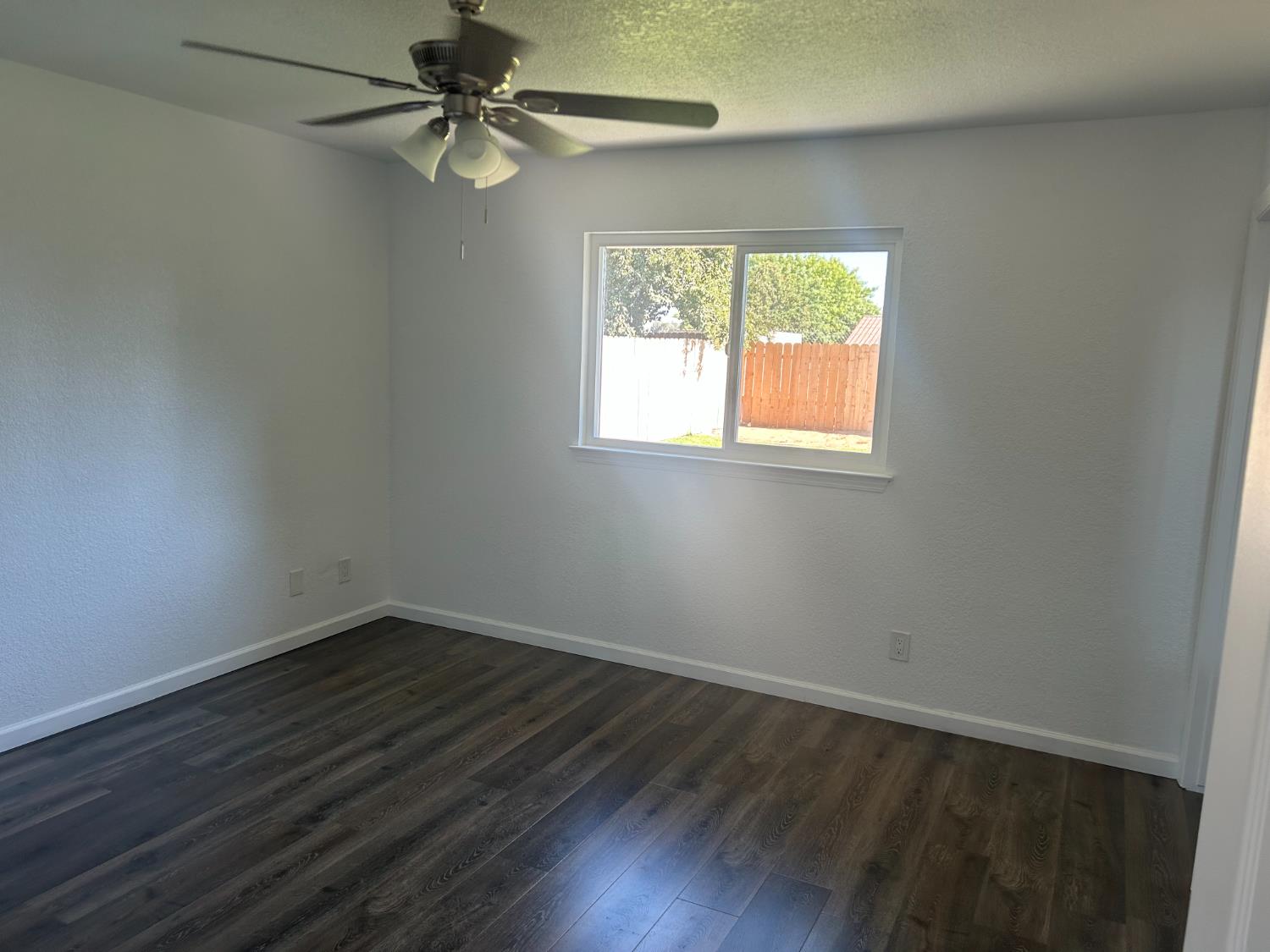 1595 West Henley Creek Road Reedley, CA 93654 - Photo 8 of 15 Gallery Image 8