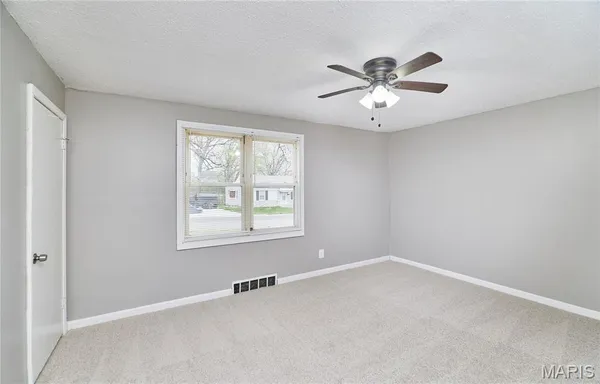 $1,200 | 6238 Tyndall Drive, St. Louis, MO 63134