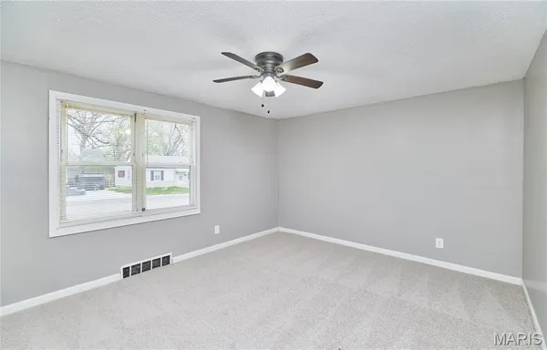 $1,200 | 6238 Tyndall Drive, St. Louis, MO 63134