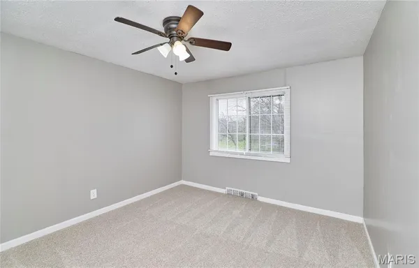 $1,200 | 6238 Tyndall Drive, St. Louis, MO 63134