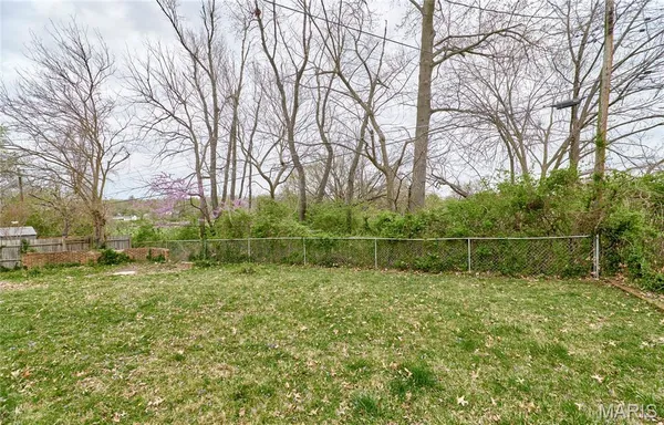 $1,200 | 6238 Tyndall Drive, St. Louis, MO 63134