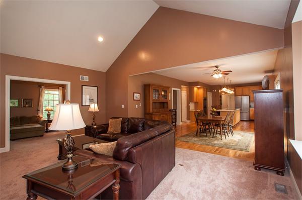 20 Greenwood Road Hopkinton, MA 01748 - Photo 13 of 30 Gallery Image 13