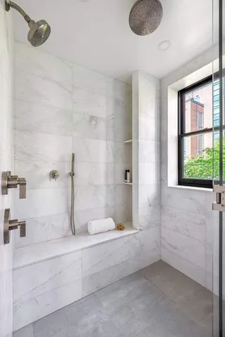 $10,975,000 | 53 West 85th Street | Upper West Side