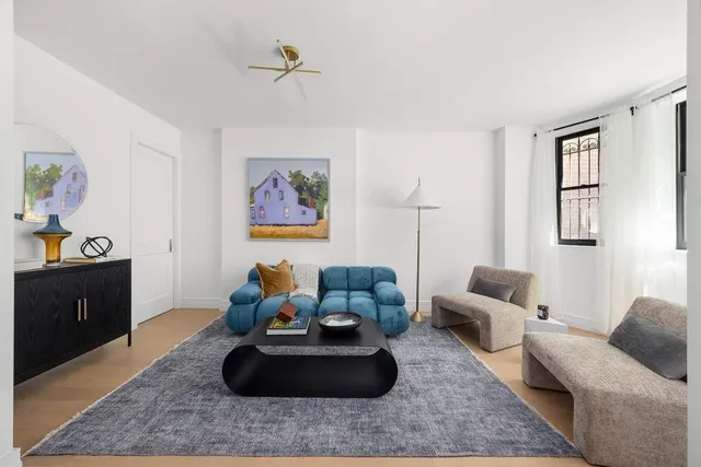 $10,975,000 | 53 West 85th Street | Upper West Side