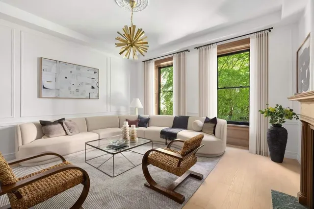 $10,975,000 | 53 West 85th Street | Upper West Side