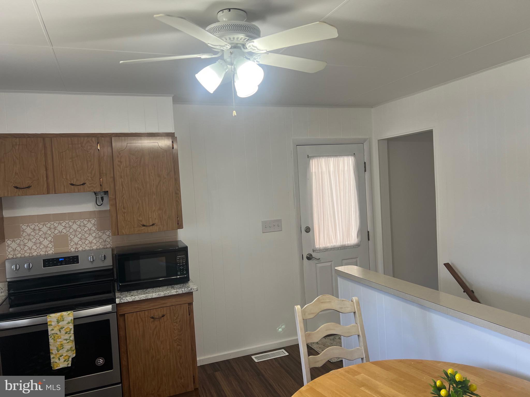 705 Bayberry Road Edgewood, MD 21040 - Photo 7 of 28 Kitchen