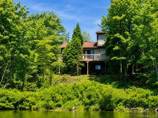 $640,000 | 127 Beaver Dam Road, Unit LONG POND PA, Long Pond, PA 18334