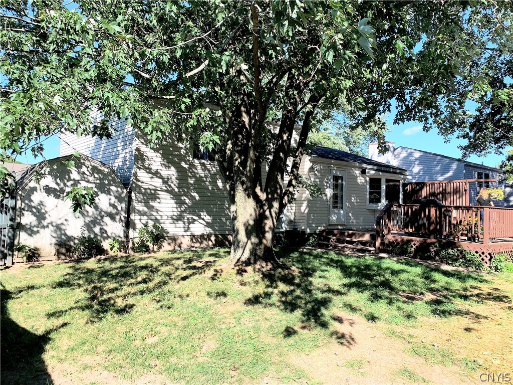 5017 Dahlia Circle Clay, NY 13088 - Photo 20 of 26