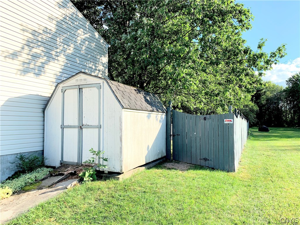 5017 Dahlia Circle Clay, NY 13088 - Photo 23 of 26