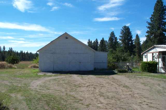 5114 East Handy Road Colbert, WA 99005 - Photo 3 of 5