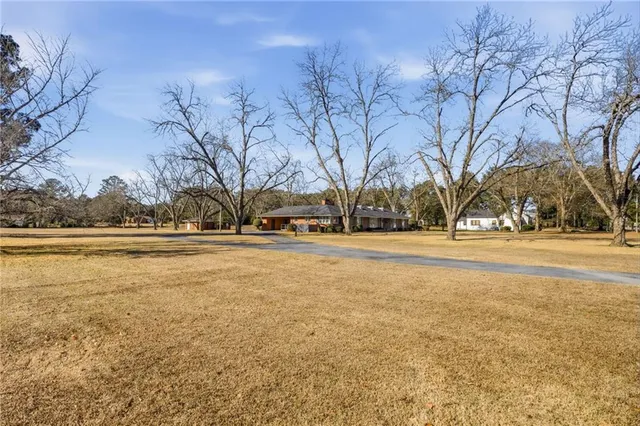 $300,000 | 607 3rd Street, Vienna, GA 31092