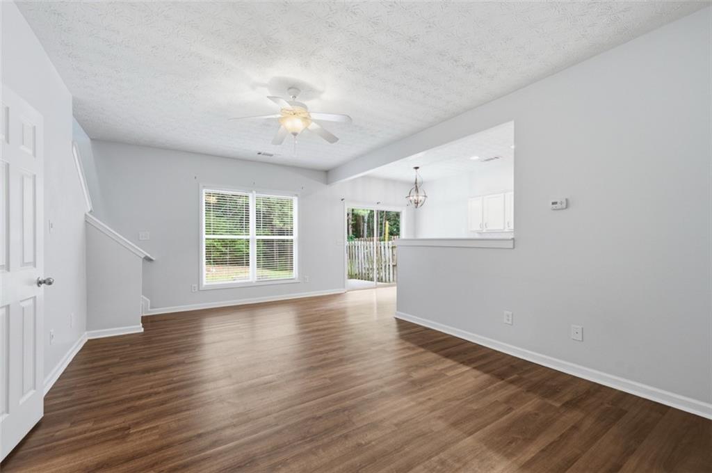 905 Tamarisk Place Canton, GA 30114 - Photo 6 of 31