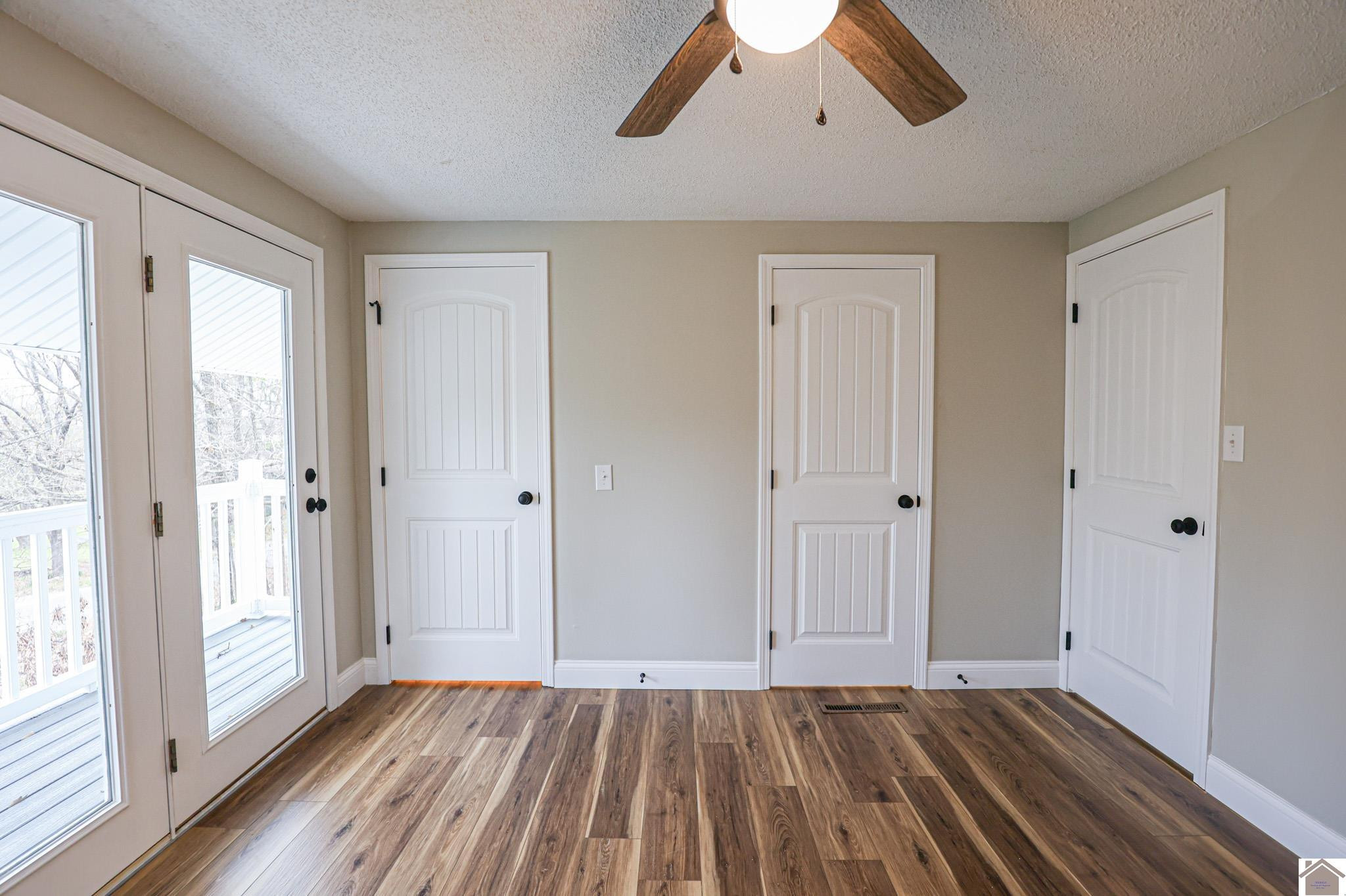 146 Mermie Road Hardin, KY 42048 - Photo 27 of 41 Primary Suite