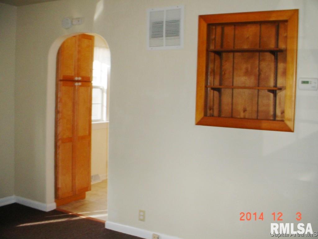2153 East Reservoir Street Springfield, IL 62702 - Photo 6 of 14