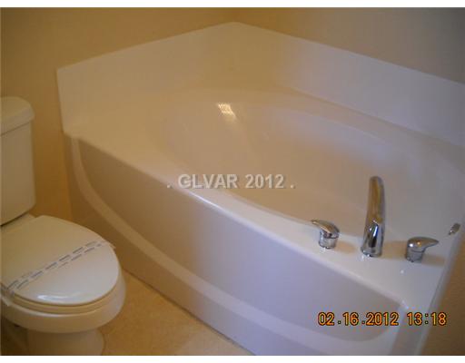 8257 Time Machine Avenue Las Vegas, NV 89113 - Photo 8 of 13 Master Bath/Spa.