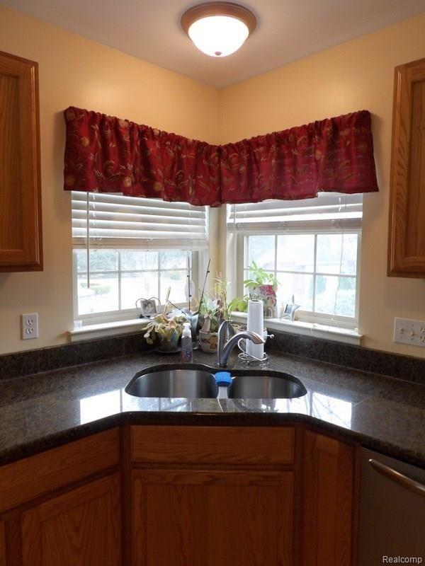 22475 Fawn Road Trenton, MI 48183 - Photo 30 of 64 101_1718B.JPG