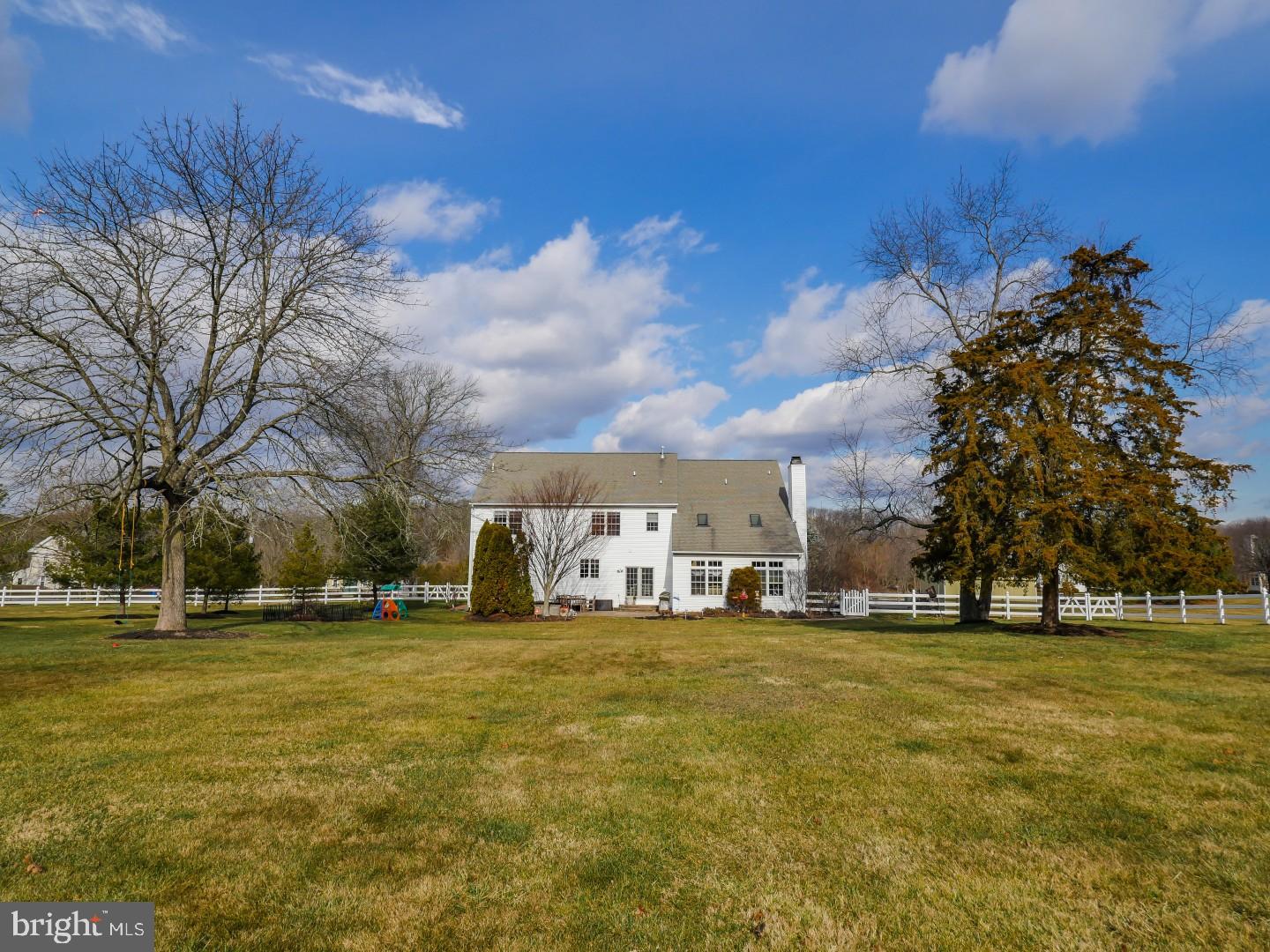1999 Knight Road Green Lane, PA 18054 - Photo 24 of 25 Exterior Back