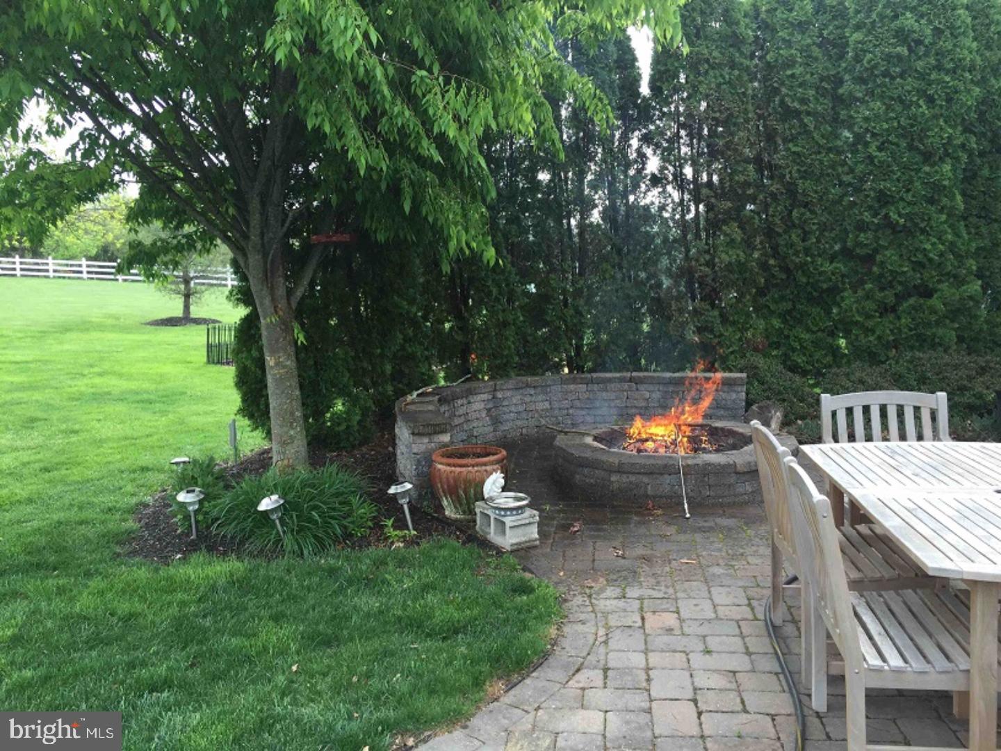 1999 Knight Road Green Lane, PA 18054 - Photo 25 of 25 Patio