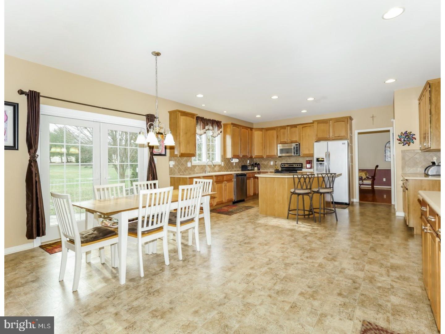 1999 Knight Road Green Lane, PA 18054 - Photo 3 of 25 Kitchen
