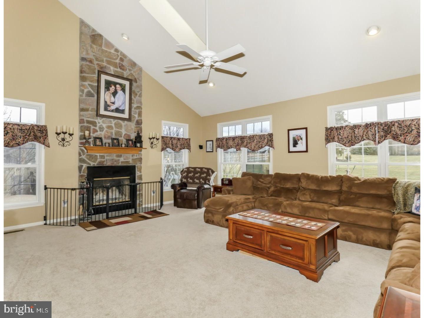 1999 Knight Road Green Lane, PA 18054 - Photo 8 of 25 Family Room