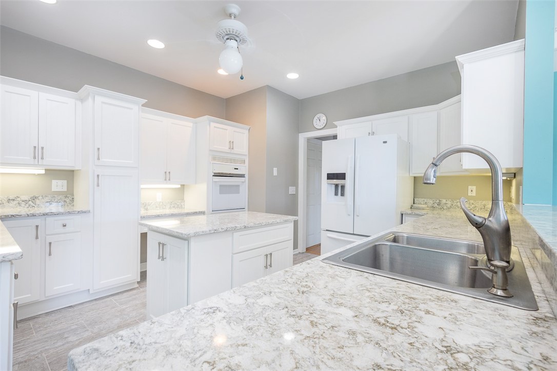 1106 Whitfield Point Anderson, SC 29626 - Photo 12 of 46