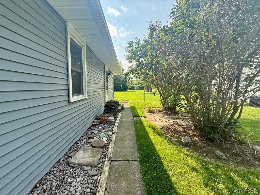 3778 Ransomville Road Porter, NY 14131 - Photo 9 of 48 Gallery Image 9