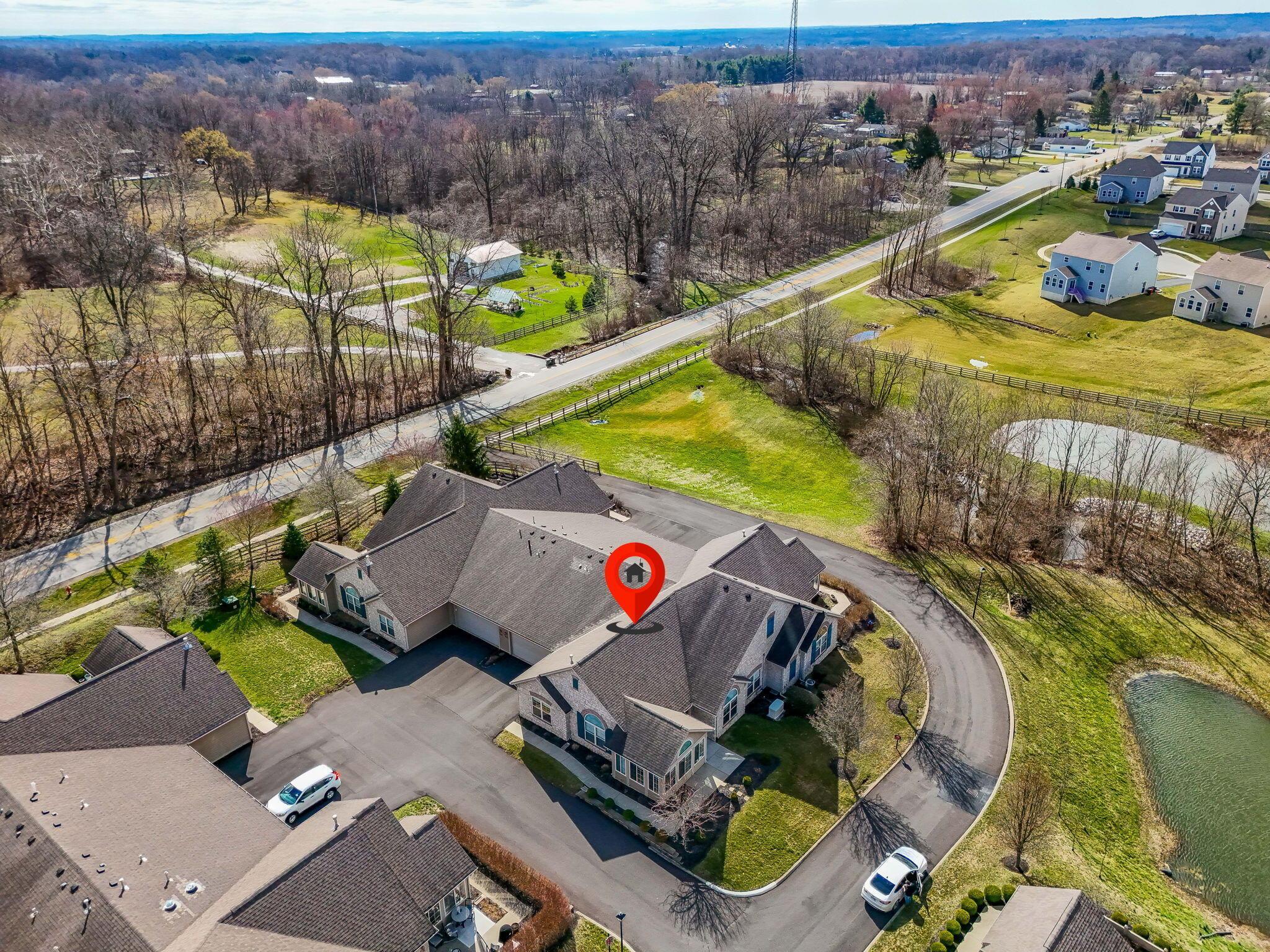 223 Stonegate Loop Pataskala, OH 43062 - Photo 10 of 61 End Unit
