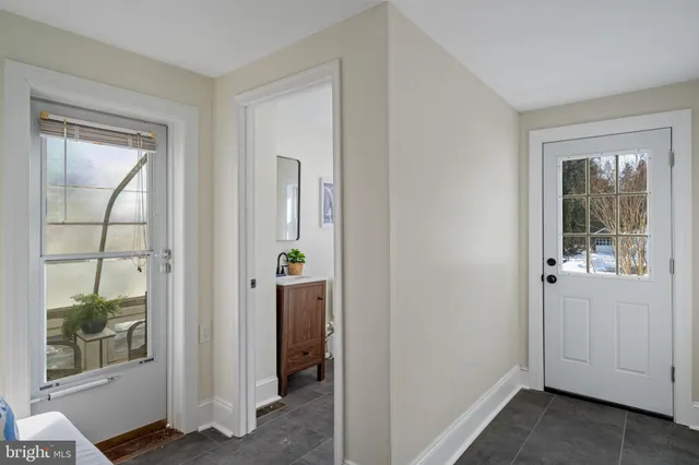 $450,000 | 208 South Pennell Road, Media, PA 19063