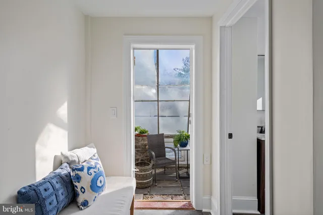 $450,000 | 208 South Pennell Road, Media, PA 19063