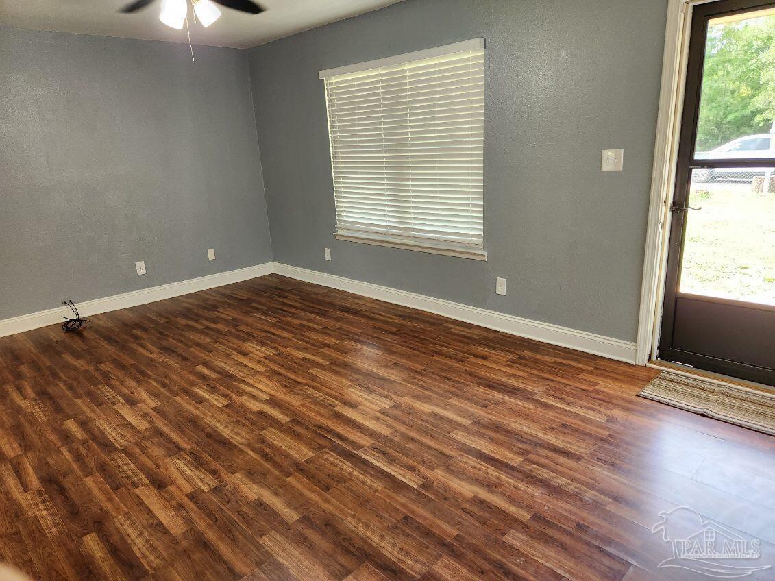 7511 Frank Reeder Road Pensacola, FL 32526 - Photo 2 of 17 Gallery Image 2