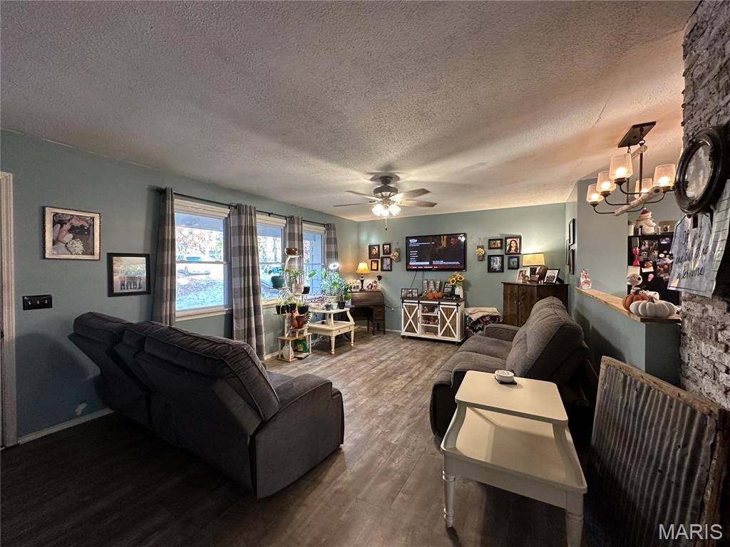 1867 Hecker Road Owensville, MO 65066 - Photo 16 of 76