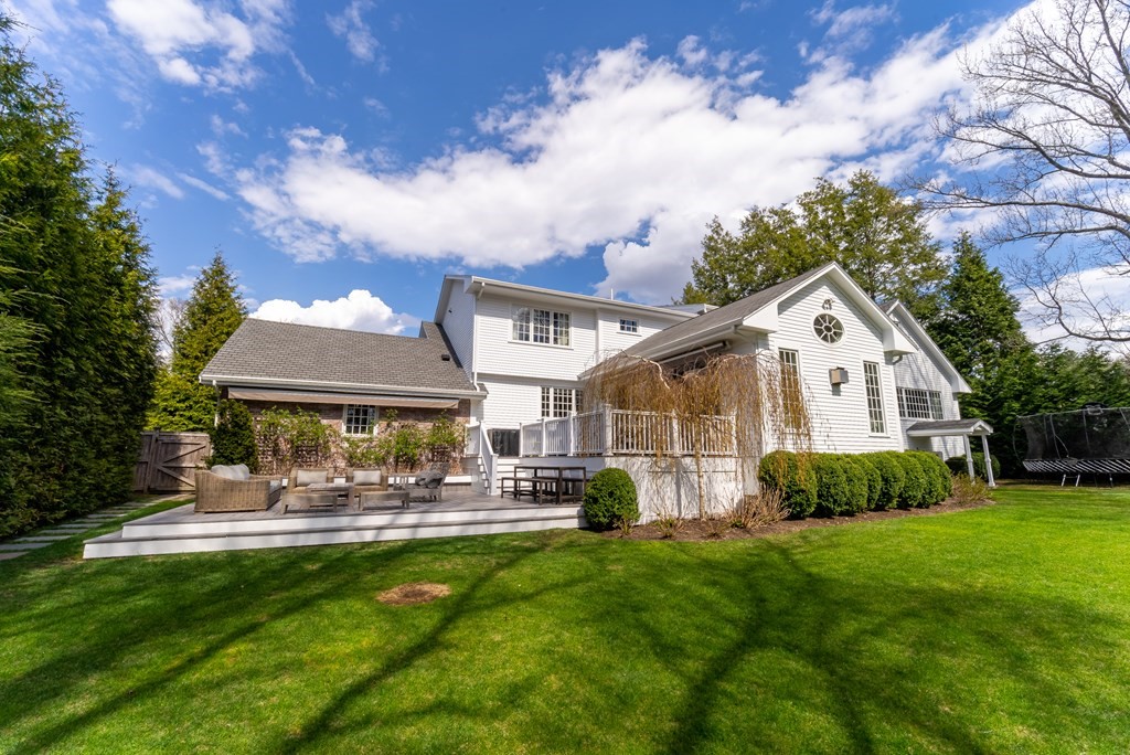 173 Laurel Road Brookline, MA 02467 - Photo 21 of 22