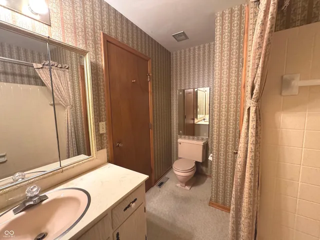 $249,900 | 970 North Street, Mays, IN 46155