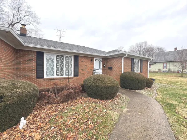 $249,900 | 970 North Street, Mays, IN 46155