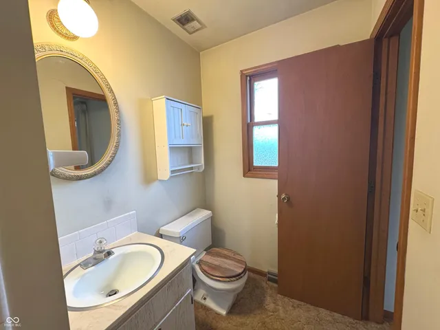 $249,900 | 970 North Street, Mays, IN 46155