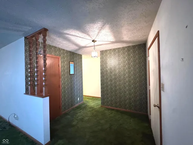 $249,900 | 970 North Street, Mays, IN 46155