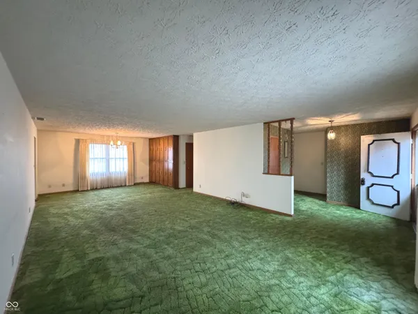 $249,900 | 970 North Street, Mays, IN 46155