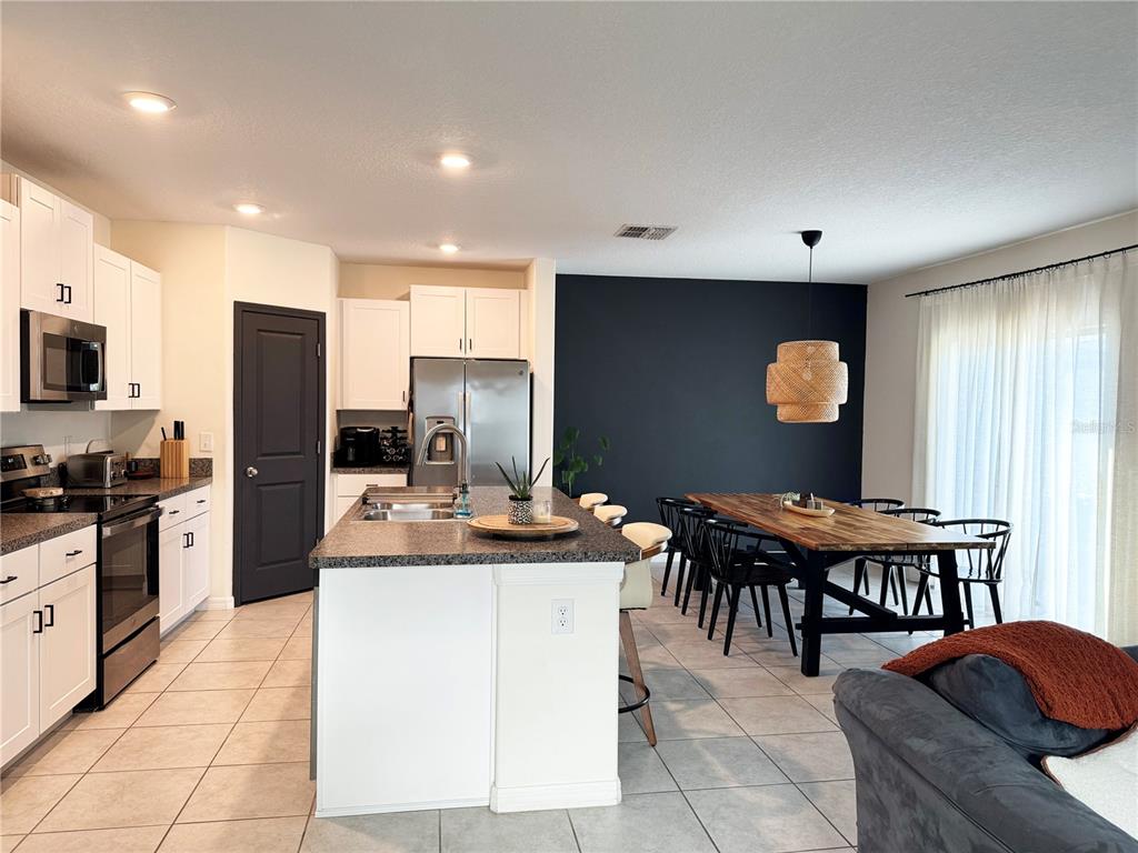 6131 Spring Crayfish Avenue New Port Richey, FL 34653 - Photo 3 of 5