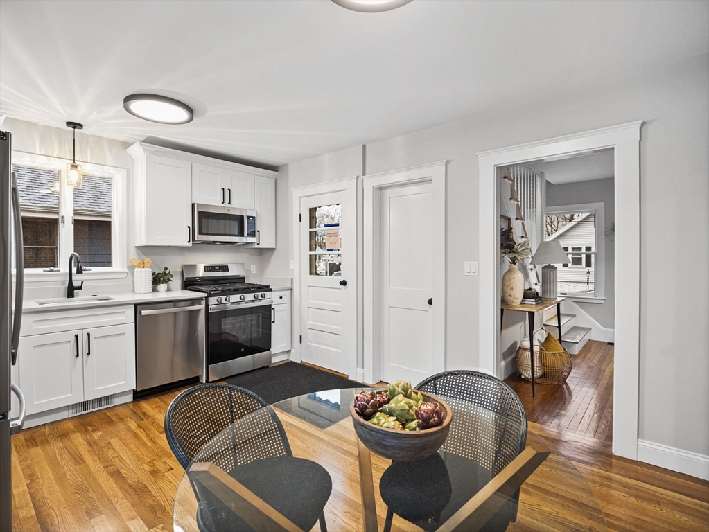 13 Dustin Street Saugus, MA 01906 - Photo 8 of 36 Gallery Image 8