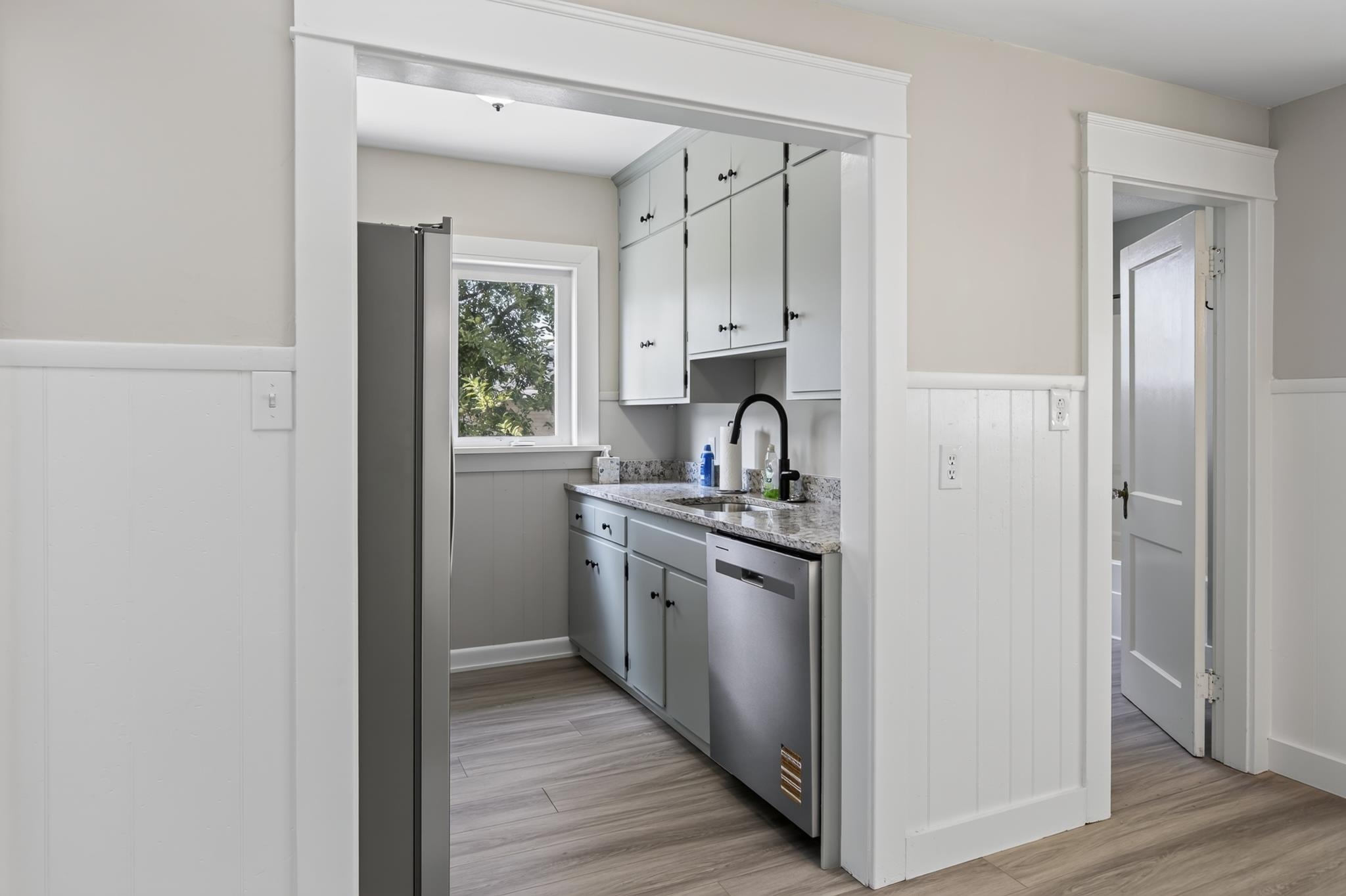 342 Candia Road Manchester, NH 03109 - Photo 7 of 36 Gallery Image 7