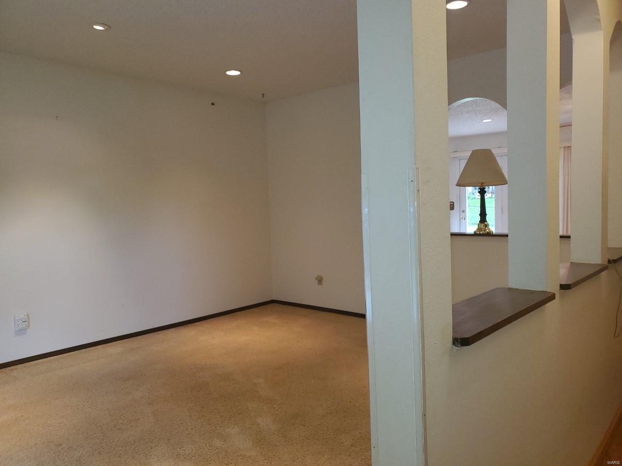 3567 Yaeger Road St. Louis, MO 63129 - Photo 3 of 13 Gallery Image 3