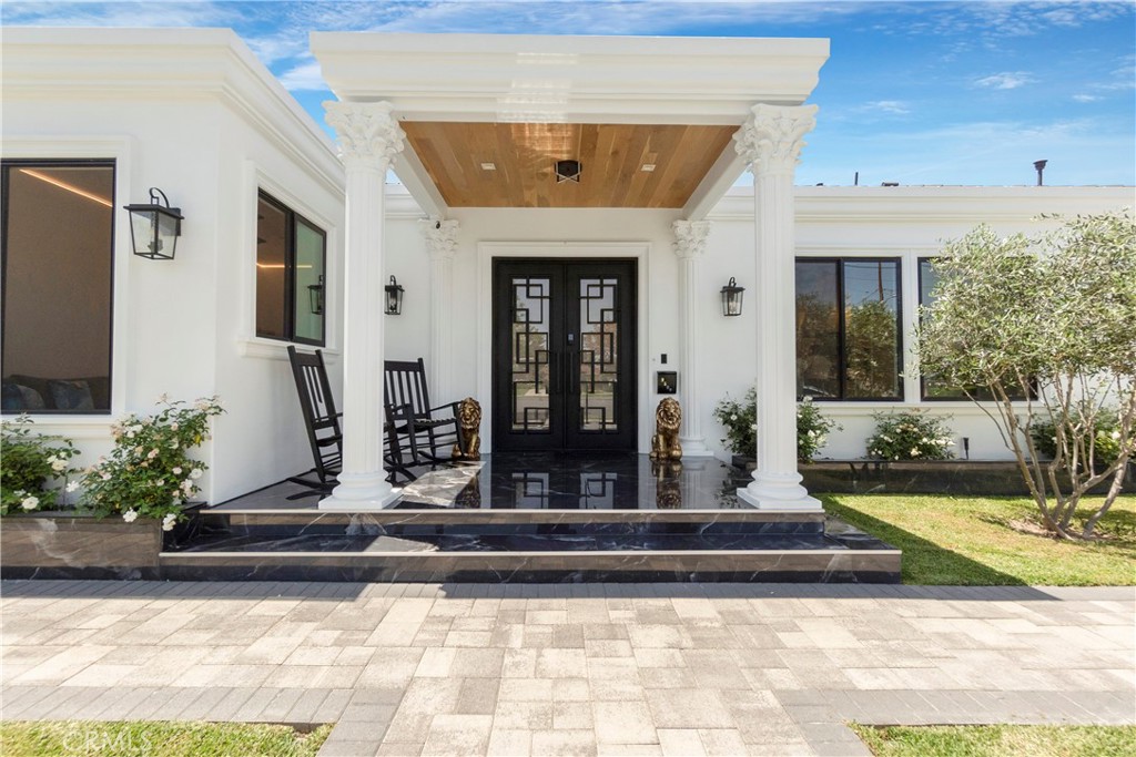 9509 Downey Avenue Downey, CA 90240 - Photo 4 of 42