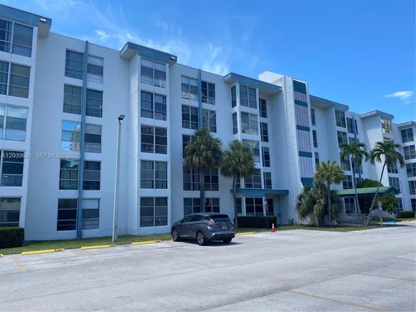 $1,850 | 200 177th Drive, Unit 216, Sunny Isles Beach, FL 33160