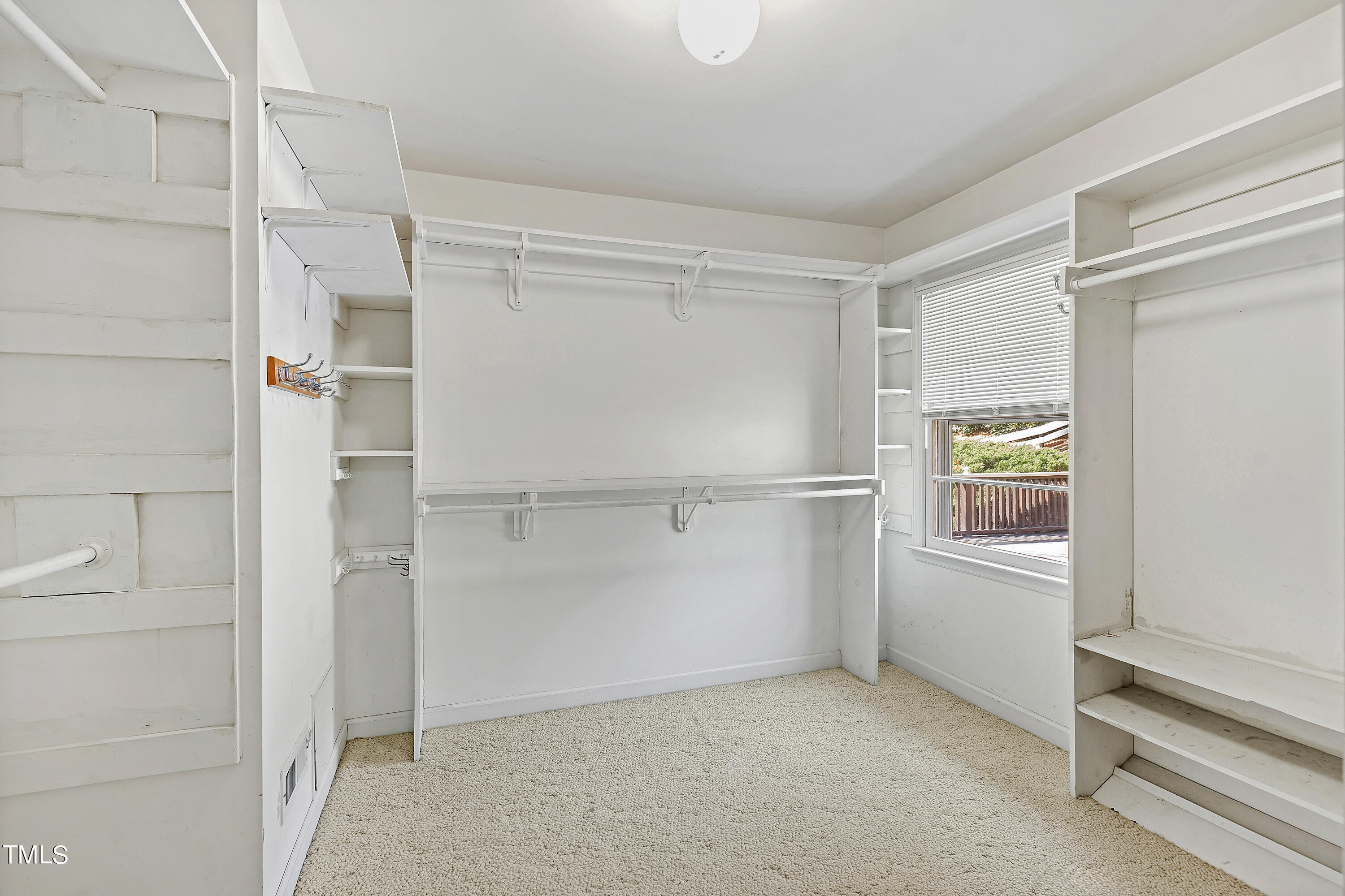 1725 Brooks Avenue Raleigh, NC 27607 - Photo 31 of 42 28 closet
